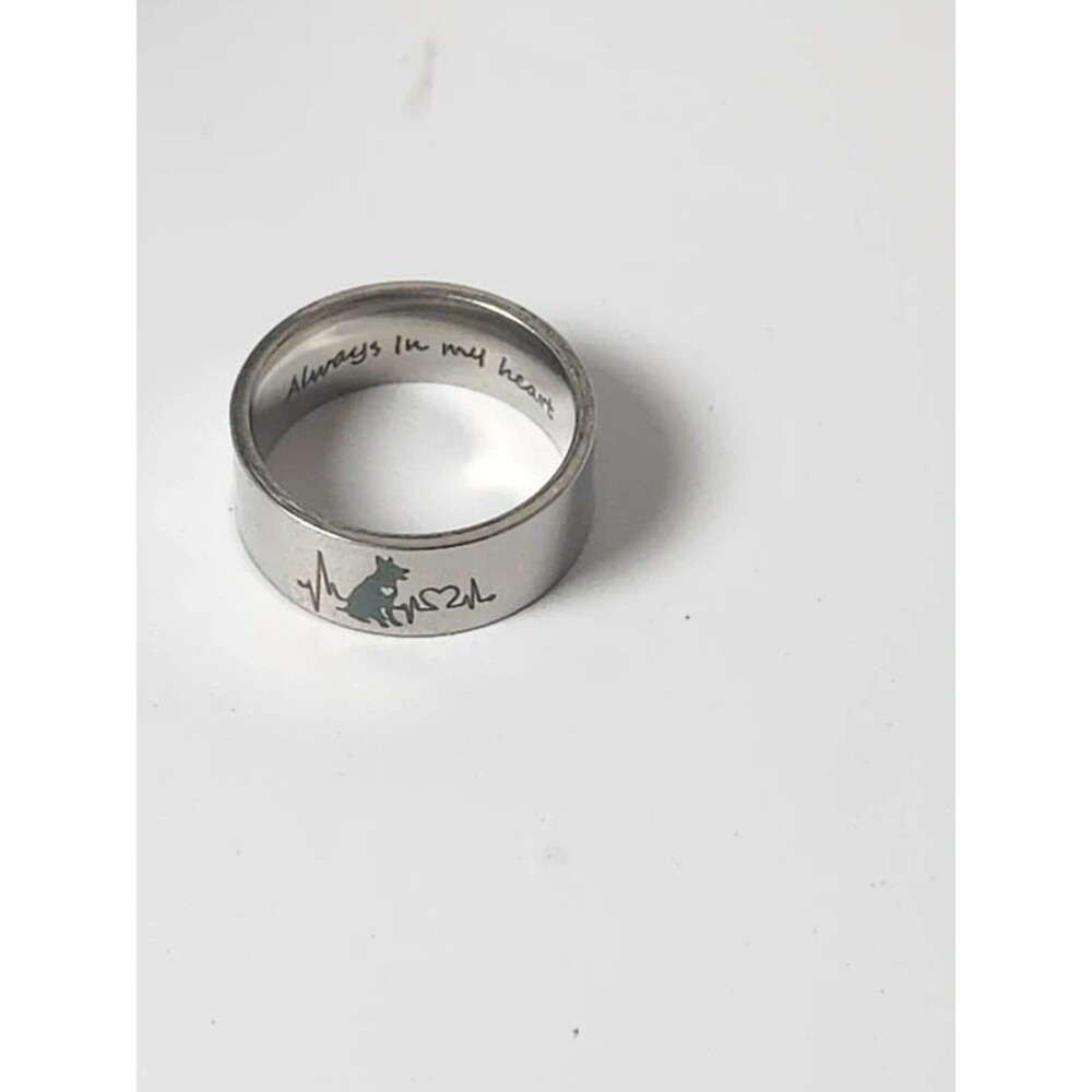 Size 8 ring